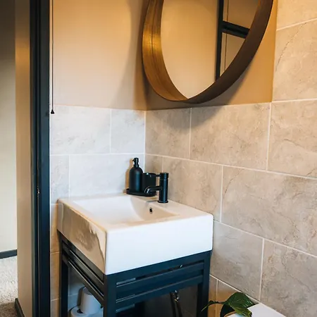 The Hideaway - Stratford Upon Avon - Central - Free Offstreet Parking - 2 Bedroom Luxury Apartment Exterior photo